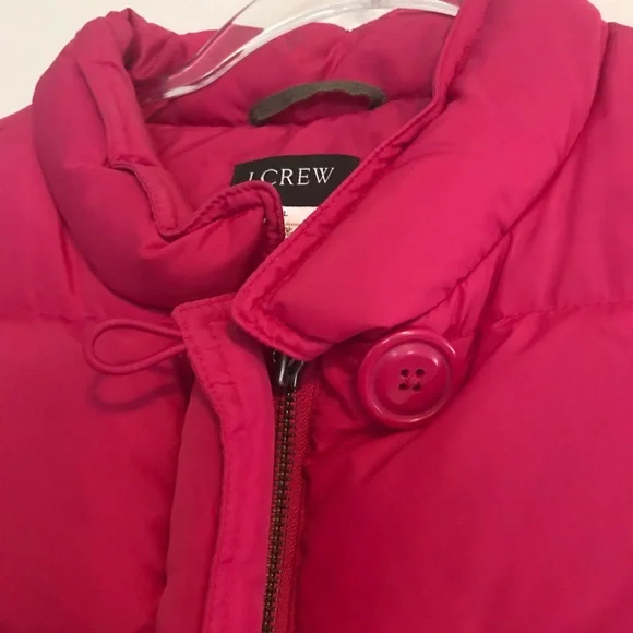 J CREW | Lg | 20” across | Poly fill - Picture 2 of 12